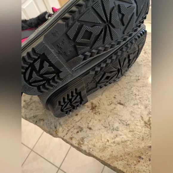 Pajar Canada Black&Hot PinkBootsNWT MSRP$498 ExtremeQuality&Comfort AwesomePrice - Picture 6 of 6